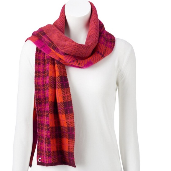 Warm red scarf NWT from Circus - Picture 3 of 8